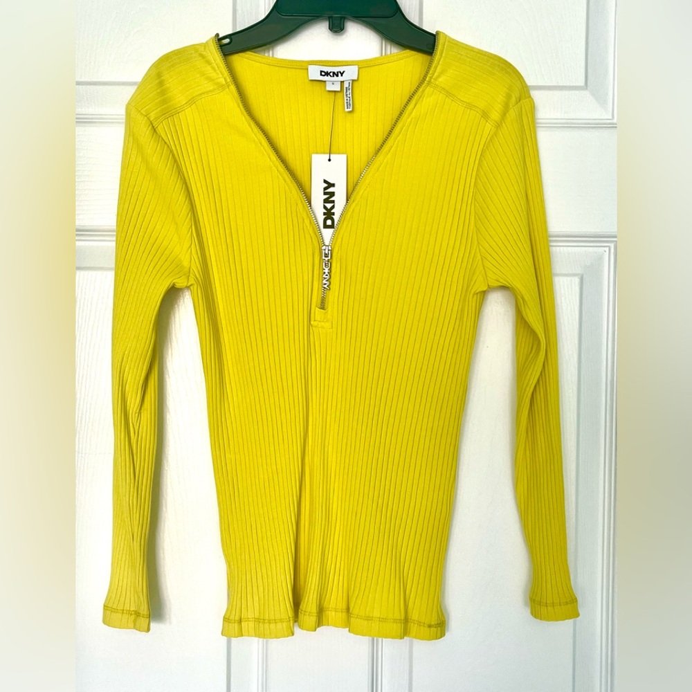DKNY Ribbed Top - Picture 2 of 6